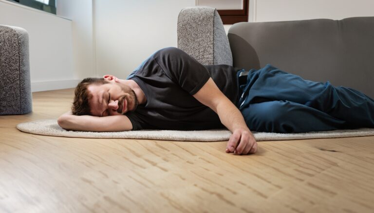 Auf dem Boden schlafen – Die gesündere Alternative zur Matratze?