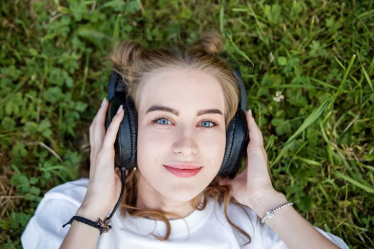 Binaurale Beats – der Soundtrack, der im Leben hilft